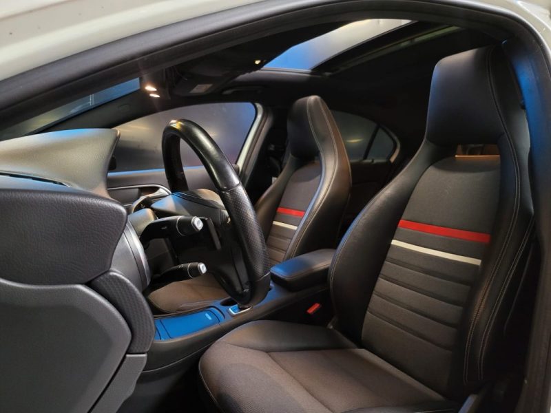 MERCEDES CLASSE A INSPIRATION 136cv 7G-DCT TOIT OUVRANT PANO /SIEGES CHAUFFANTS /CAMERA /ATTELAGE