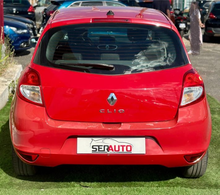 RENAULT CLIO III 