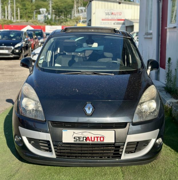 RENAULT SCÉNIC III 2012