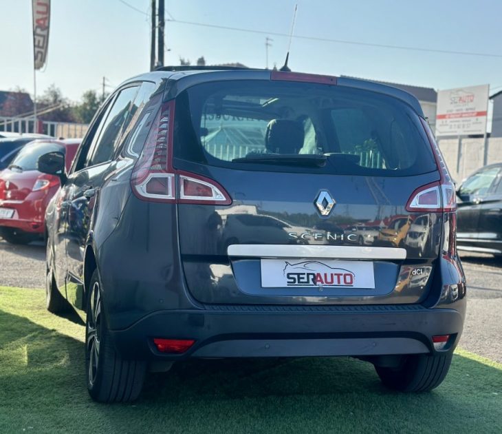RENAULT SCÉNIC III 2012