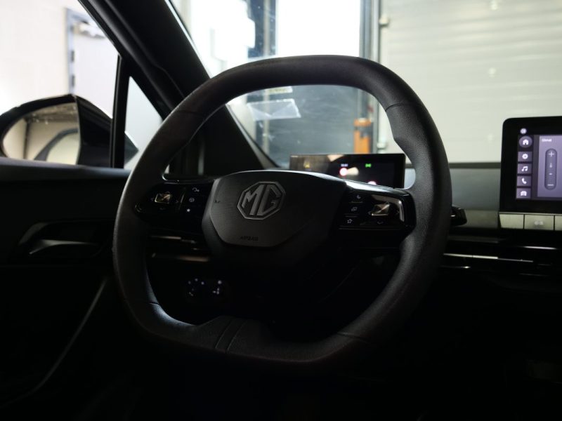 MG MG4 ELECTRIC 2023