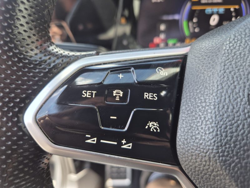 VOLKSWAGEN GOLF GTE 2021