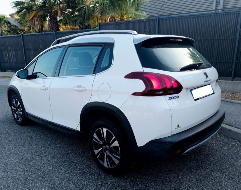 PEUGEOT 2008 1.6 BlueHDi 100ch BVM5 Crossway ALLURE, 5 cv, 5 portes, 2016 garantie 3 mois