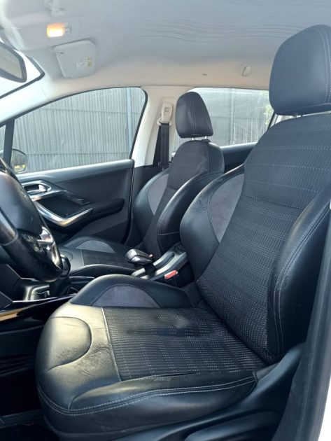 PEUGEOT 2008 1.6 BlueHDi 100ch BVM5 Crossway ALLURE, 5 cv, 5 portes, 2016 garantie 3 mois