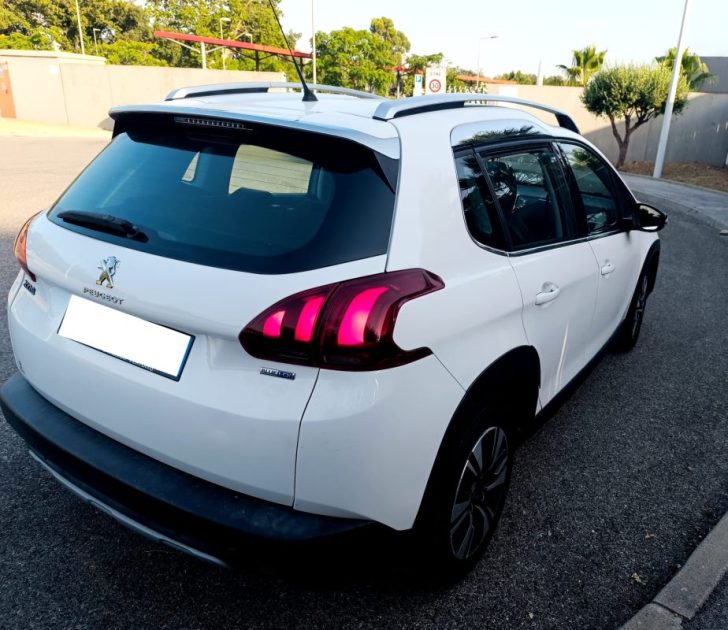 PEUGEOT 2008 1.6 BlueHDi 100ch BVM5 Crossway ALLURE, 5 cv, 5 portes, 2016 garantie 3 mois