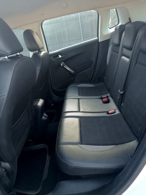 PEUGEOT 2008 1.6 BlueHDi 100ch BVM5 Crossway ALLURE, 5 cv, 5 portes, 2016 garantie 3 mois