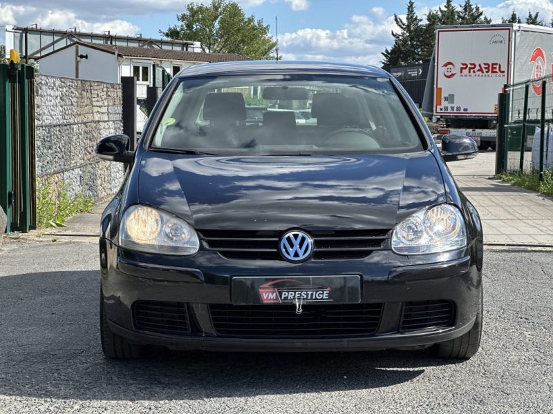 VOLKSWAGEN GOLF 0001