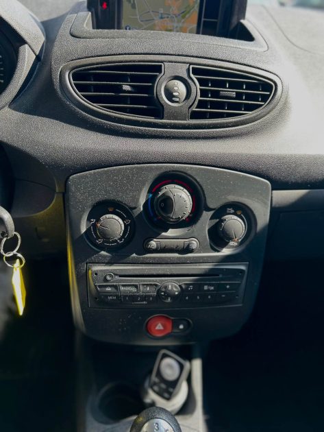 RENAULT CLIO III 2013