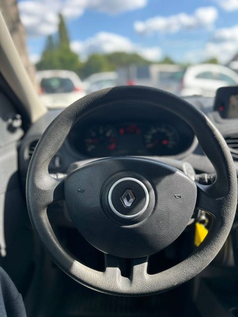 RENAULT CLIO III 2013