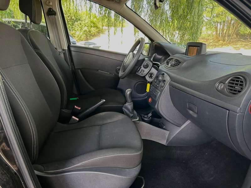 RENAULT CLIO III 2013