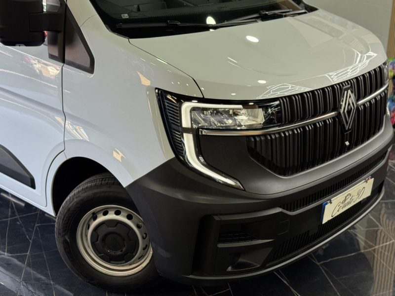 RENAULT MASTER 2024
