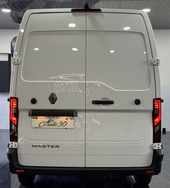 RENAULT MASTER 2024
