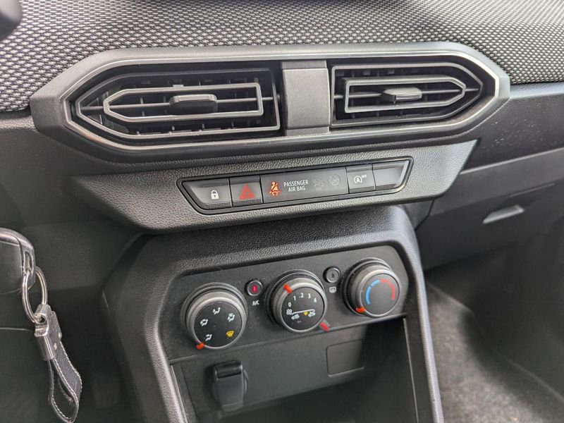 Dacia Sandero 1.0 SCe - 65 III BERLINE Essentiel