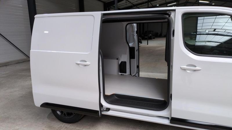 Citroën Jumpy fourgon nouveau M bluehdi 180 s&s eat8 + pack connectivite + camera