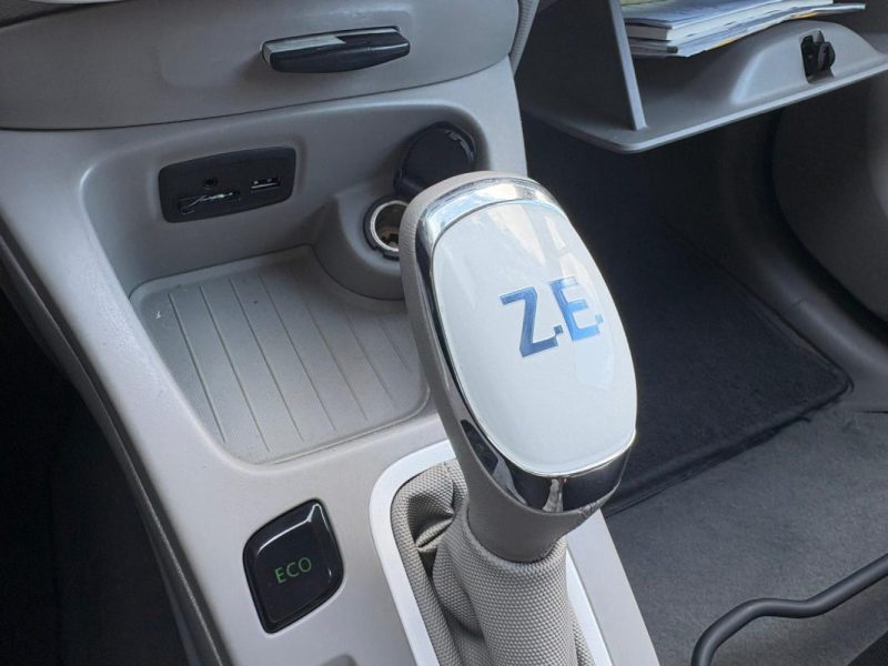 RENAULT ZOE 2016