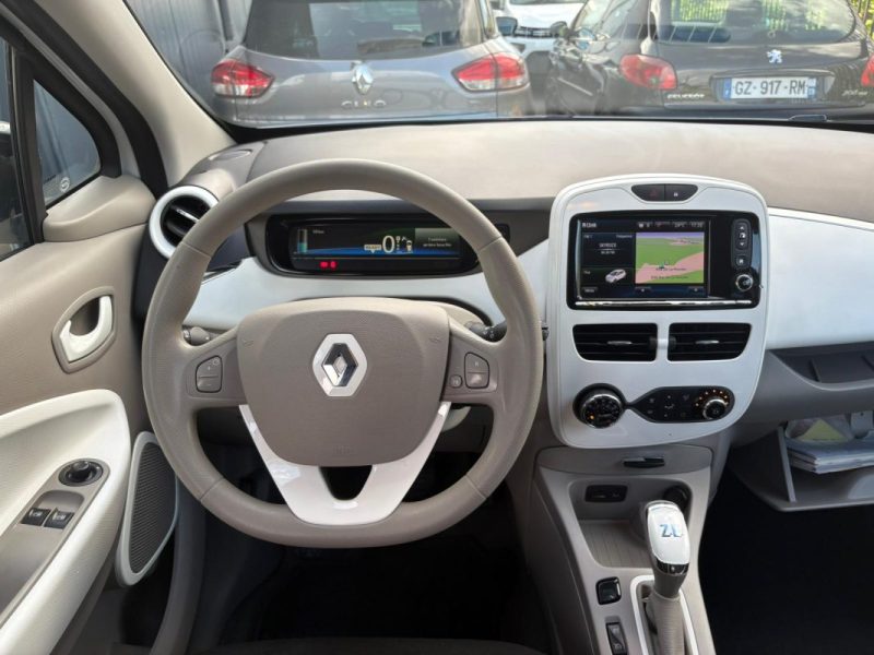 RENAULT ZOE 2016