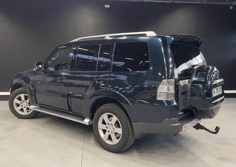 MITSUBISHI PAJERO 3.2 DI-D  2008