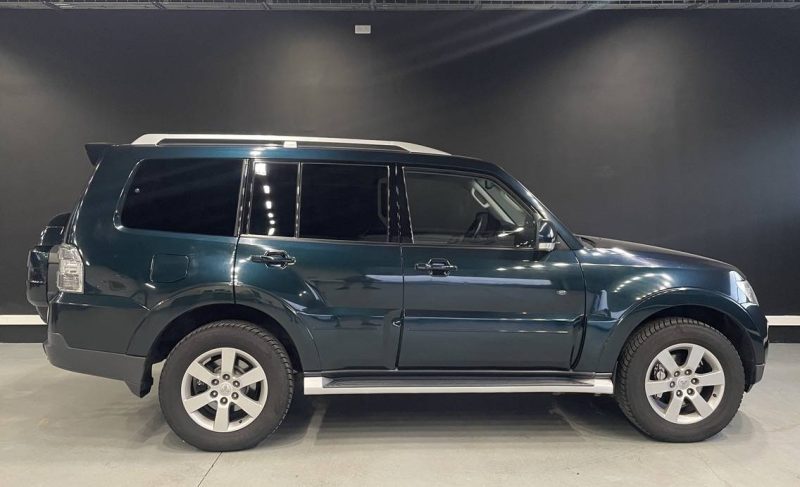 MITSUBISHI PAJERO 3.2 DI-D  2008