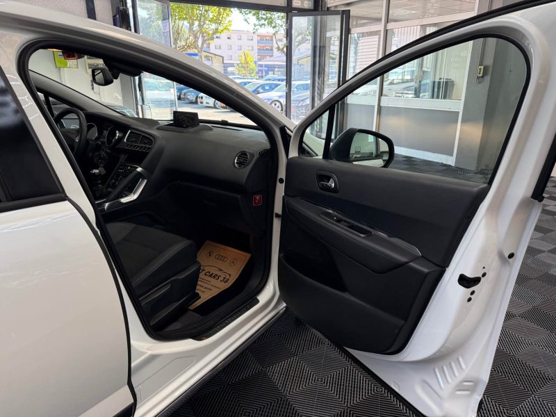 PEUGEOT 3008 PHASE 2 GARANTIE 12 MOIS 1.6 BLUEHDI 120 S&S ALLURE 2EME MAIN, TOIT PANORAMIQUE, GPS