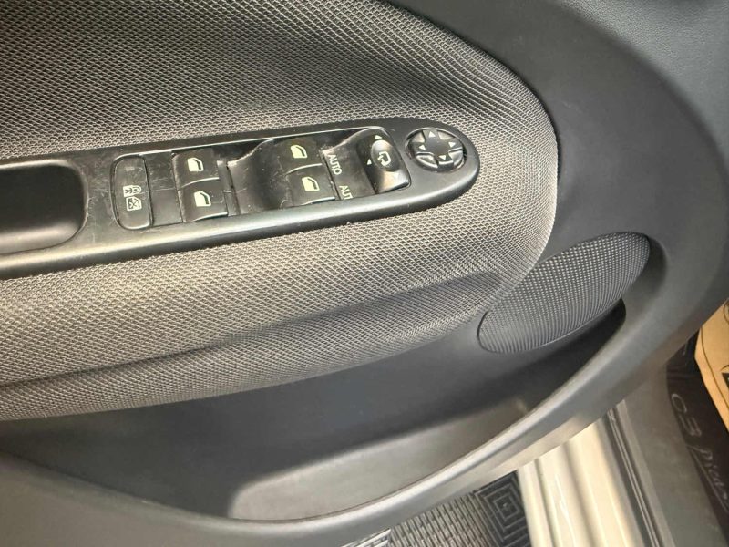 CITROEN C3 PICASSO SEULEMENT 58000KMS 1.4 VTI 95ch MILLENIUM 1ERE MAIN GARANTIE12 MOIS