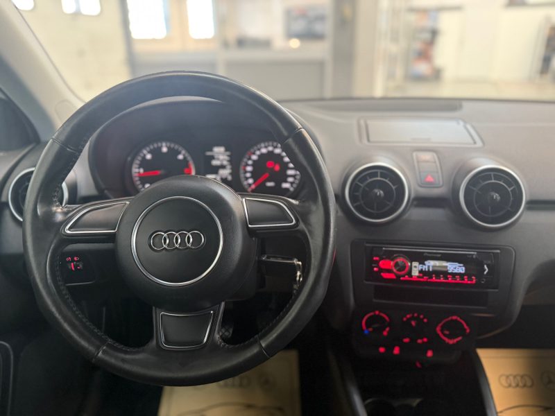 AUDI A1 2012