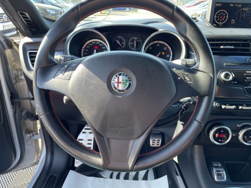 ALFA ROMEO GIULIETTA 2011