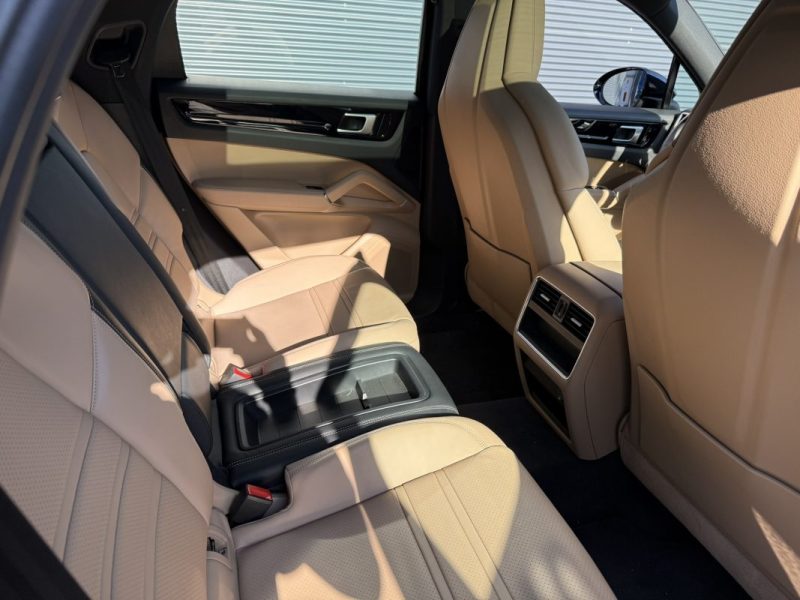 PORSCHE CAYENNE COUPÉ E-HYBRID 462cv