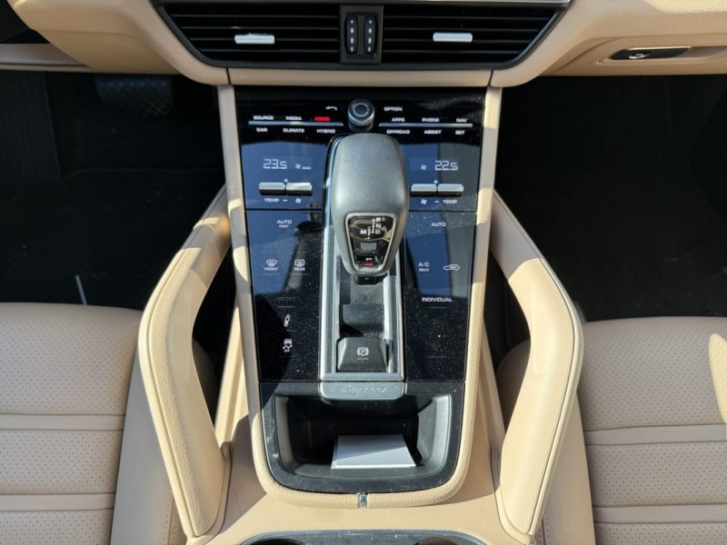 PORSCHE CAYENNE COUPÉ E-HYBRID 462cv