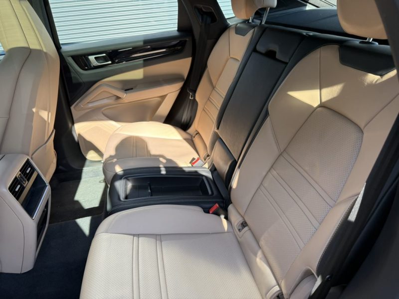 PORSCHE CAYENNE COUPÉ E-HYBRID 462cv