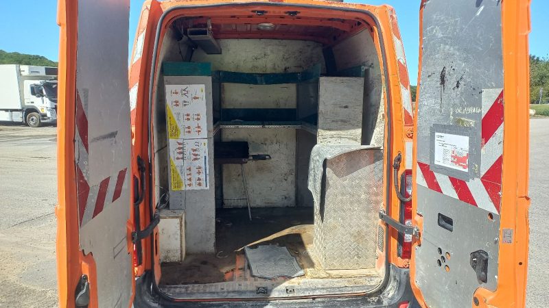 RENAULT MASTER T PLACER 1ER MAIN 2011