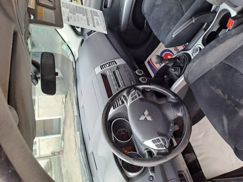 MITSUBISHI OUTLANDER II 2009