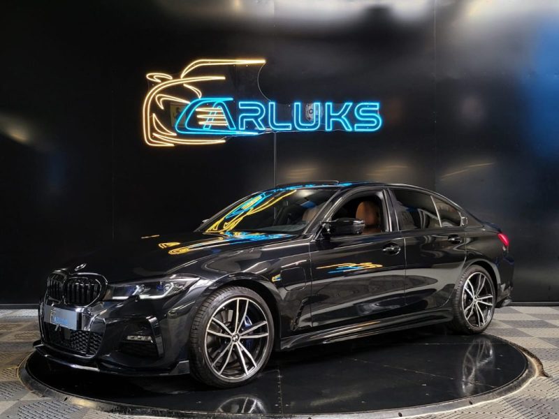 BMW SERIE 3 330E 292ch M-SPORT X DRIVE G20 / TOIT OUVRANT + CAMERA 360° + CUIR COMPLET + TETE HAUTE 