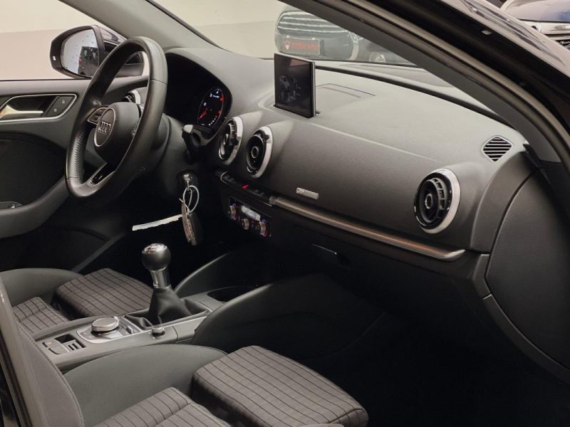 AUDI A3 BERLINE 2.0 TDI 150CH SPORT