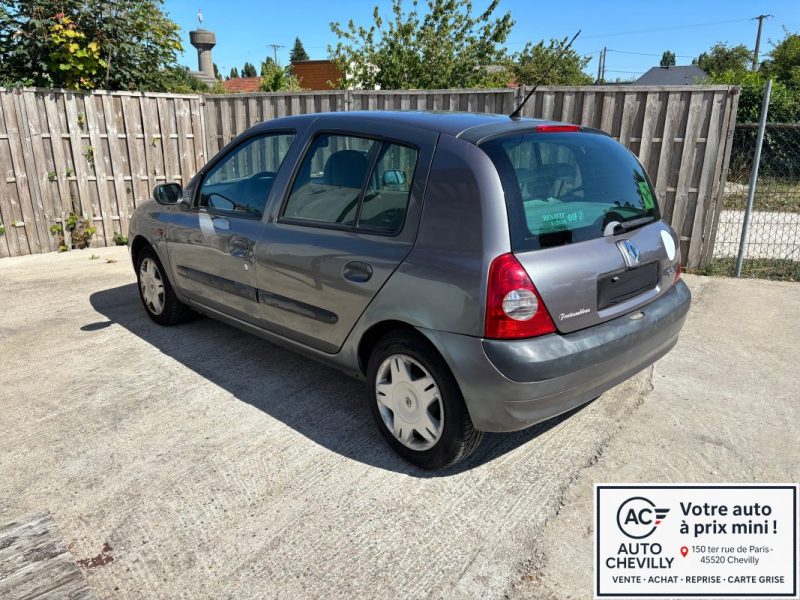 RENAULT CLIO 2001