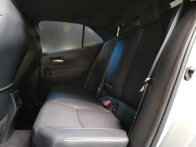 TOYOTA COROLLA 2.0 196ch GR Sport / CAMERA DE RECUL / SIEGES CHAUFFANTS / CARPLAY / SUIVI TOYOTA 