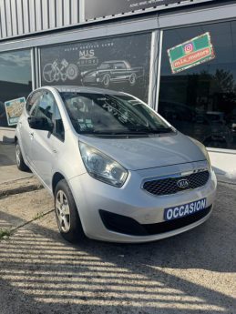 KIA VENGA 2011