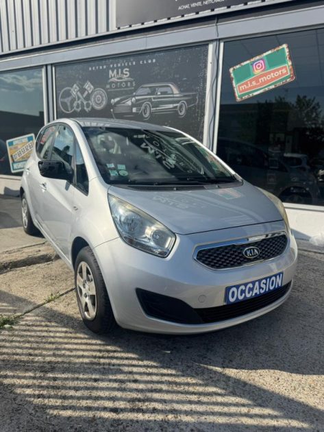 KIA VENGA 2011