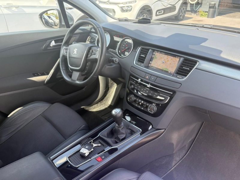 PEUGEOT 508 2016