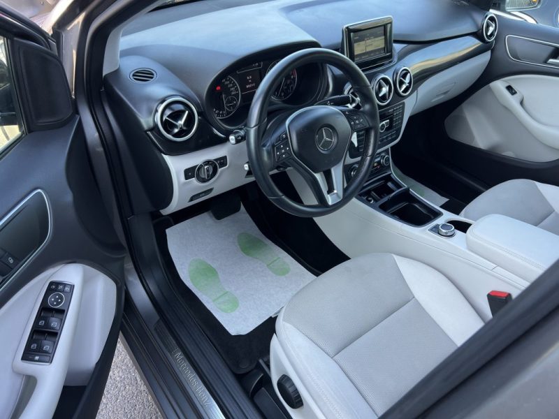 MERCEDES CLASSE B II 180 1.6 122 Cv BOITE AUTOMATIQUE BVA7 / CAMERA RECUL CRIT AIR 1 - GARANTIE 1 AN