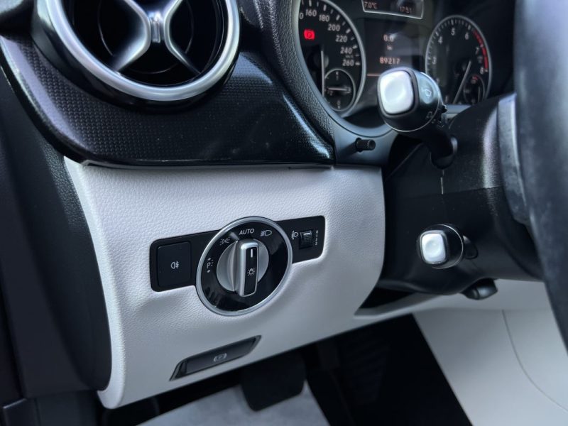 MERCEDES CLASSE B II 180 1.6 122 Cv BOITE AUTOMATIQUE BVA7 / CAMERA RECUL CRIT AIR 1 - GARANTIE 1 AN