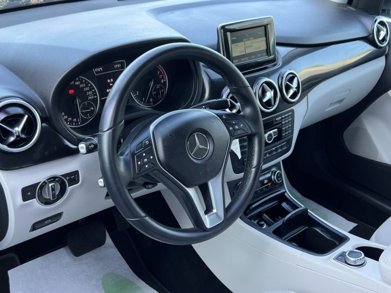 MERCEDES CLASSE B II 180 1.6 122 Cv BOITE AUTOMATIQUE BVA7 / CAMERA RECUL CRIT AIR 1 - GARANTIE 1 AN