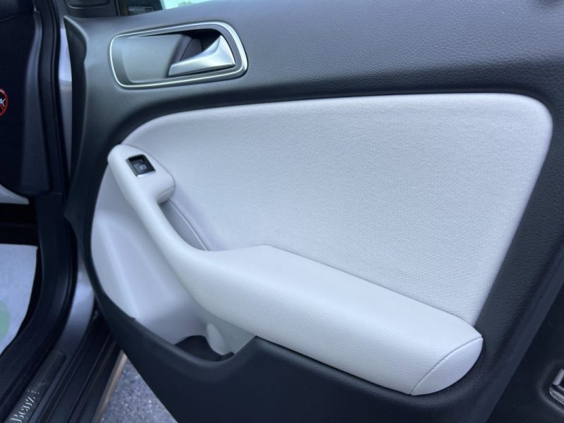 MERCEDES CLASSE B II 180 1.6 122 Cv BOITE AUTOMATIQUE BVA7 / CAMERA RECUL CRIT AIR 1 - GARANTIE 1 AN