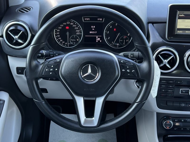 MERCEDES CLASSE B II 180 1.6 122 Cv BOITE AUTOMATIQUE BVA7 / CAMERA RECUL CRIT AIR 1 - GARANTIE 1 AN