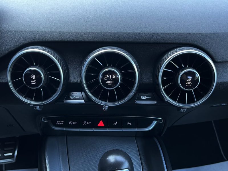 AUDI TT III COUPE MK3 S-Line 2.0 TFSI 230 BOITE AUTO VIRTUAL COCKPIT INTERIEUR CUIR - Garantie 1 an