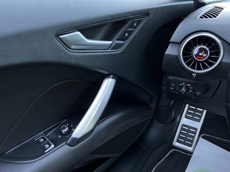 AUDI TT III COUPE MK3 S-Line 2.0 TFSI 230 BOITE AUTO VIRTUAL COCKPIT INTERIEUR CUIR - Garantie 1 an