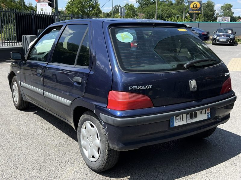 PEUGEOT 106 FRAIS A PREVOIR / VENTE EN ETAT - 1.1 60 Cv COLOR LINE