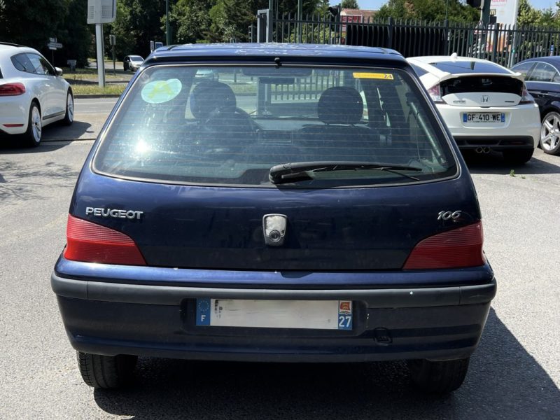 PEUGEOT 106 FRAIS A PREVOIR / VENTE EN ETAT - 1.1 60 Cv COLOR LINE