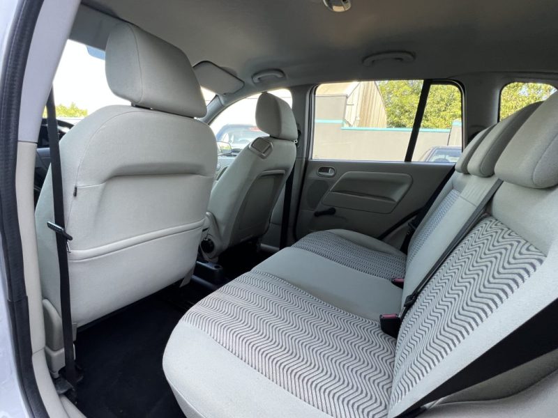 FORD FUSION 1.6 100 Cv CLIMATISATION AUTO BLUETOOTH PAIEMENT 4x CV POSSIBLE - GARANTIE 1 AN