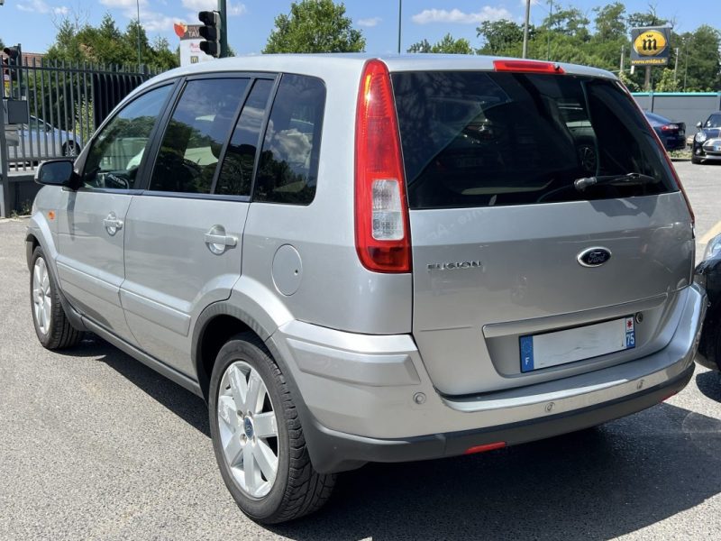 FORD FUSION 1.6 100 Cv CLIMATISATION AUTO BLUETOOTH PAIEMENT 4x CV POSSIBLE - GARANTIE 1 AN