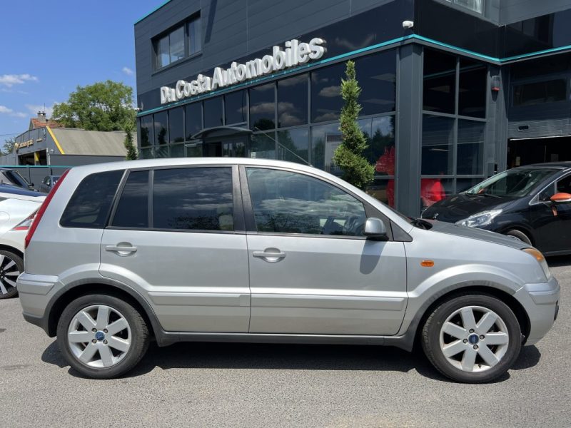 FORD FUSION 1.6 100 Cv CLIMATISATION AUTO BLUETOOTH PAIEMENT 4x CV POSSIBLE - GARANTIE 1 AN